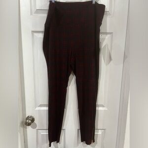 🎄IMAN Runway Chic Perfect Ponte 360 Slimming
Legging